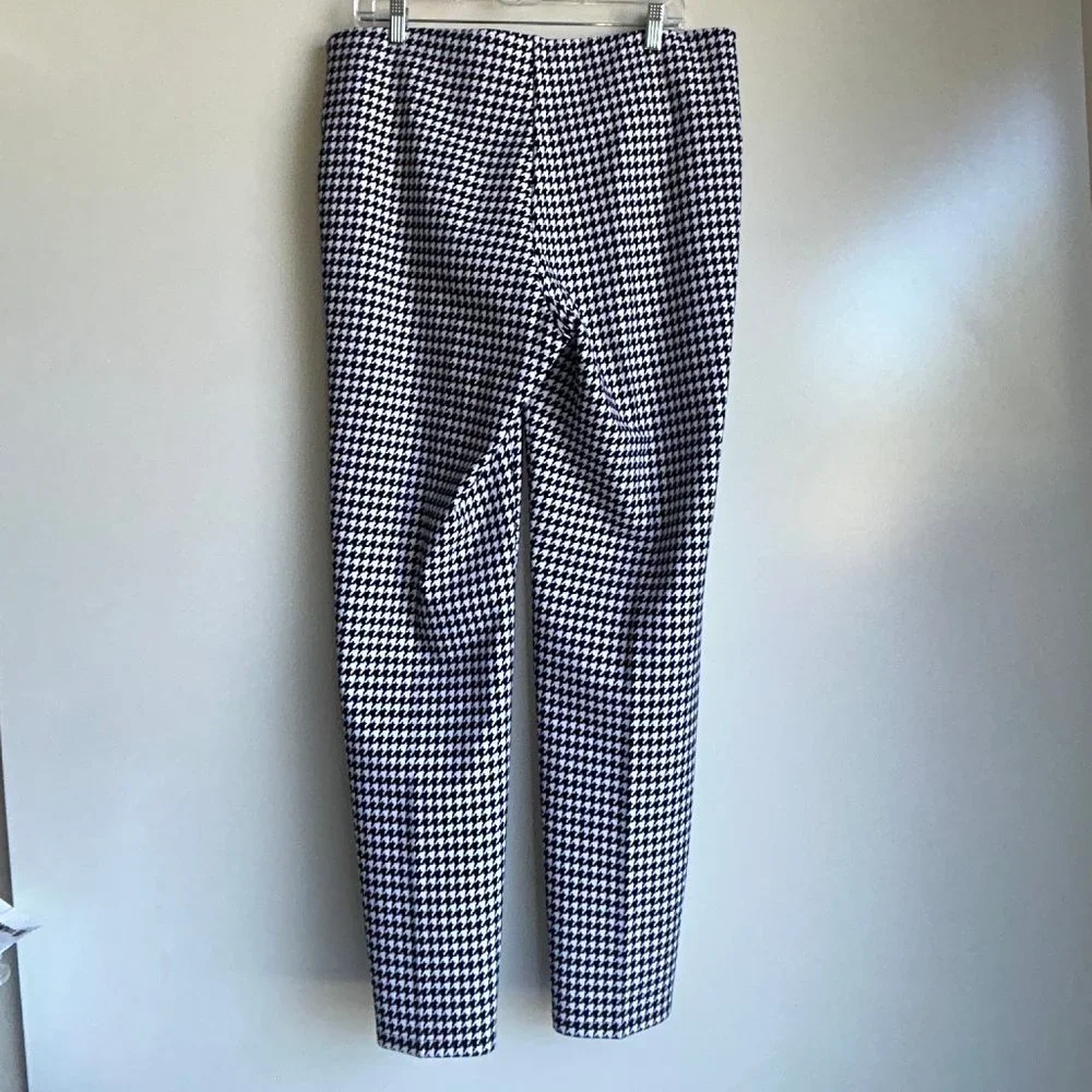 Peter Nygard Black and White Houndstooth Pants - Picture 3 of 10